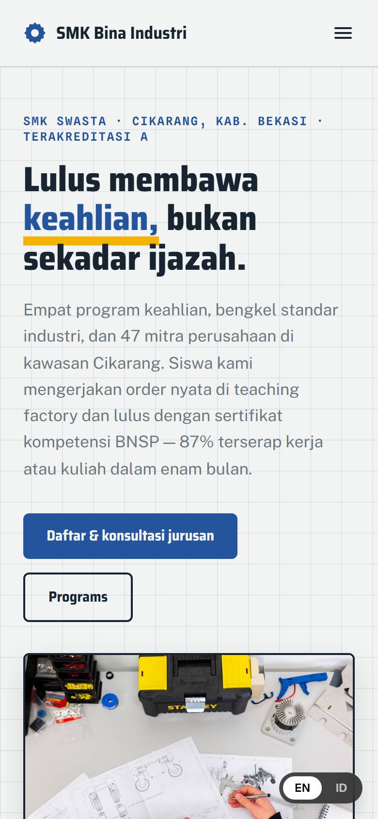 SMK Teknika — tampilan HP